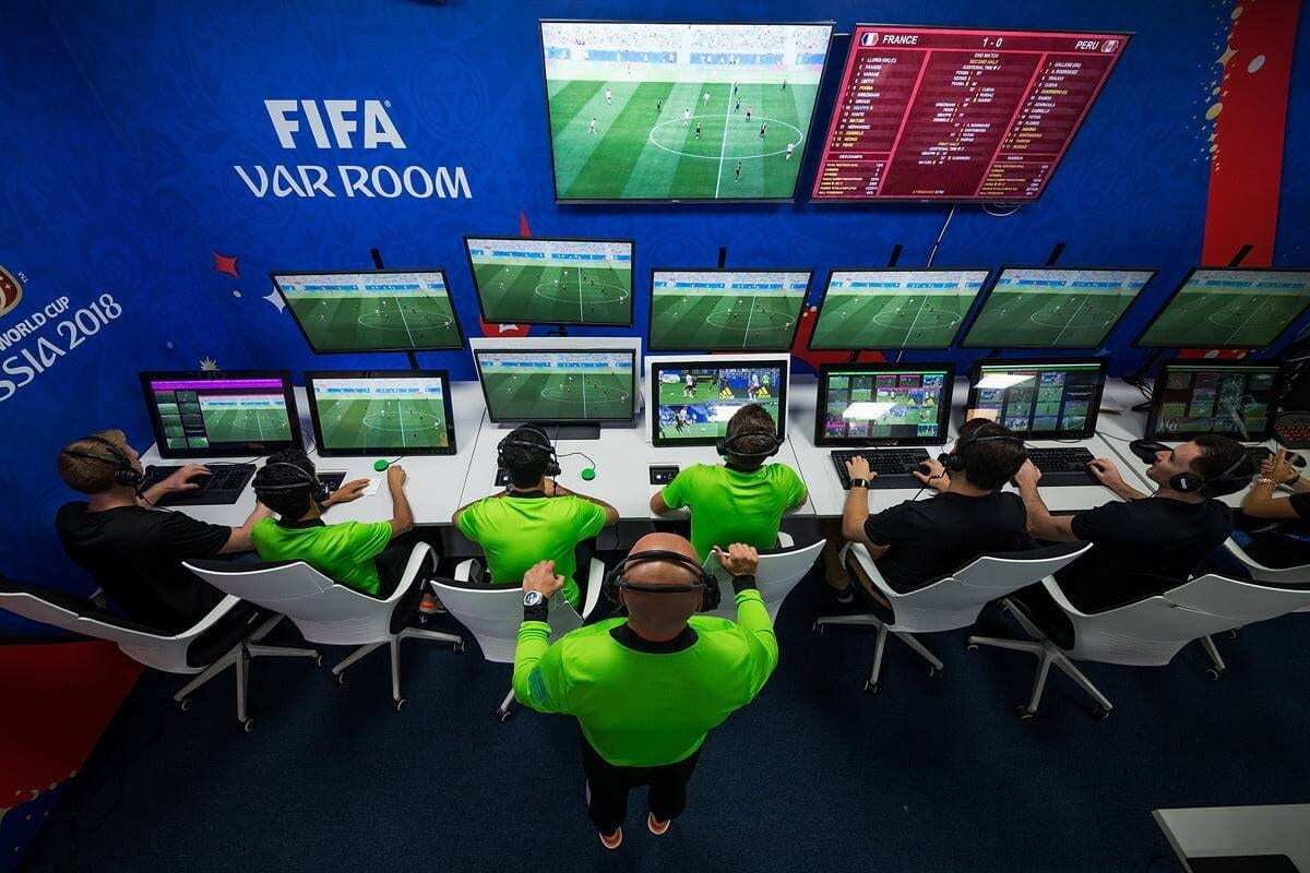 كأس العالم - غرفة الفيديو